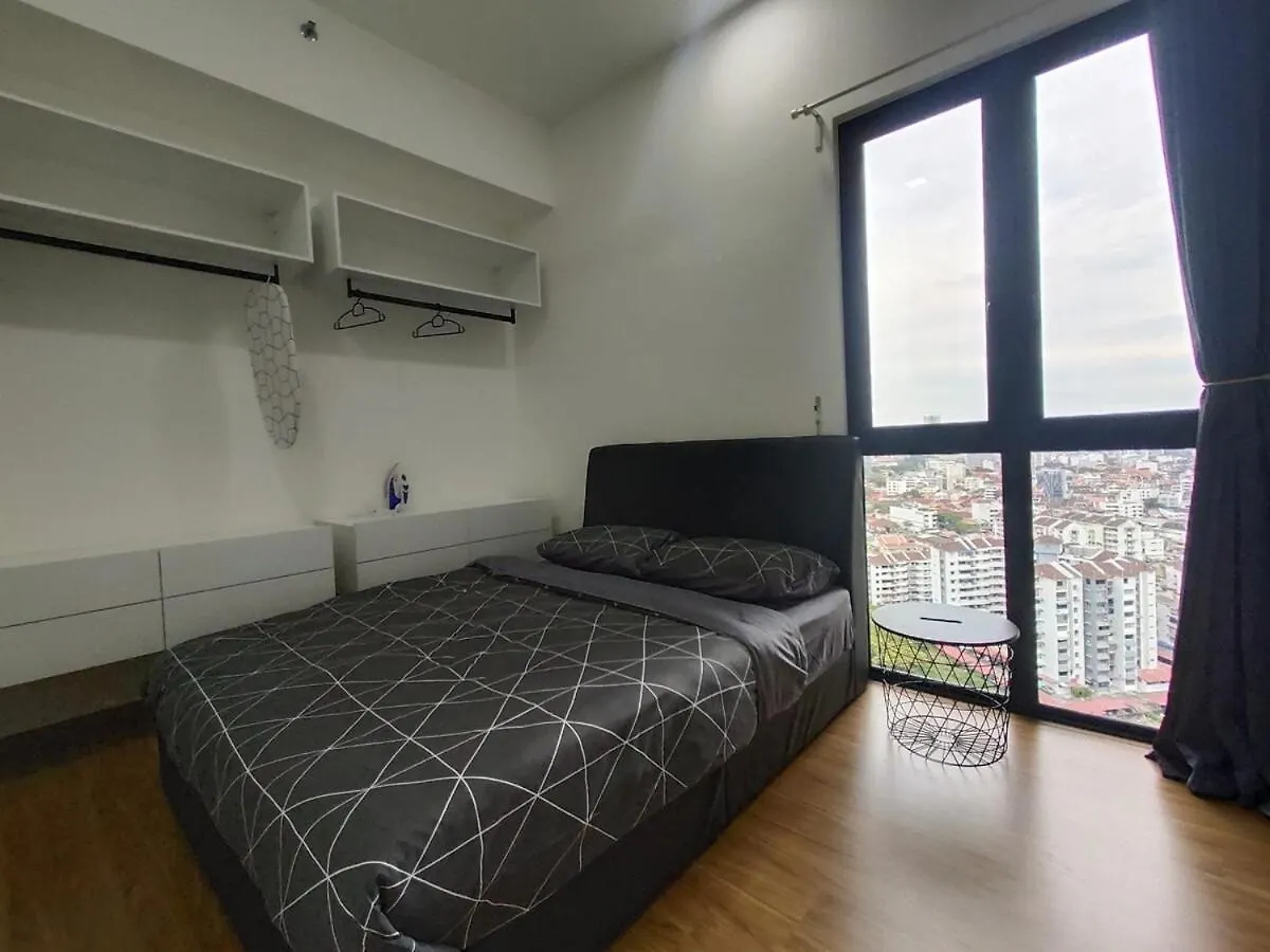 Luxury Sky Pool 8-Pax City Centre Beacon George Town Appartement